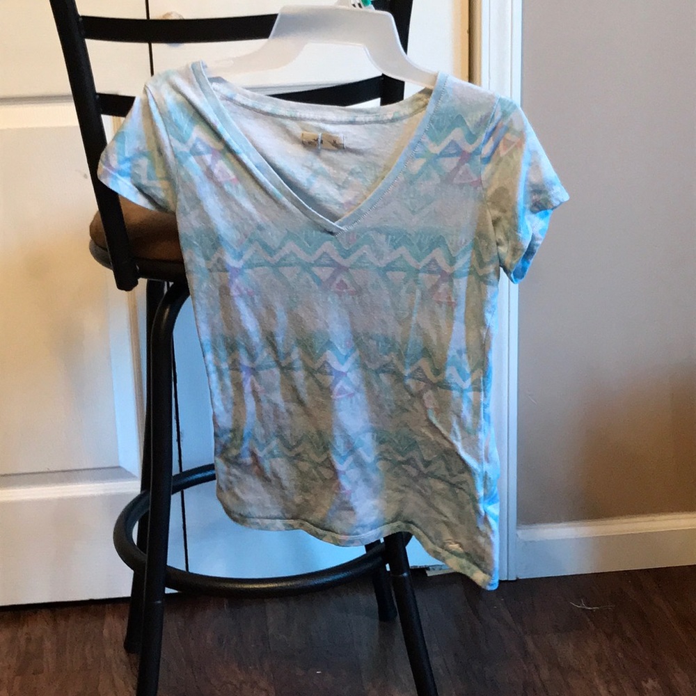 Tee